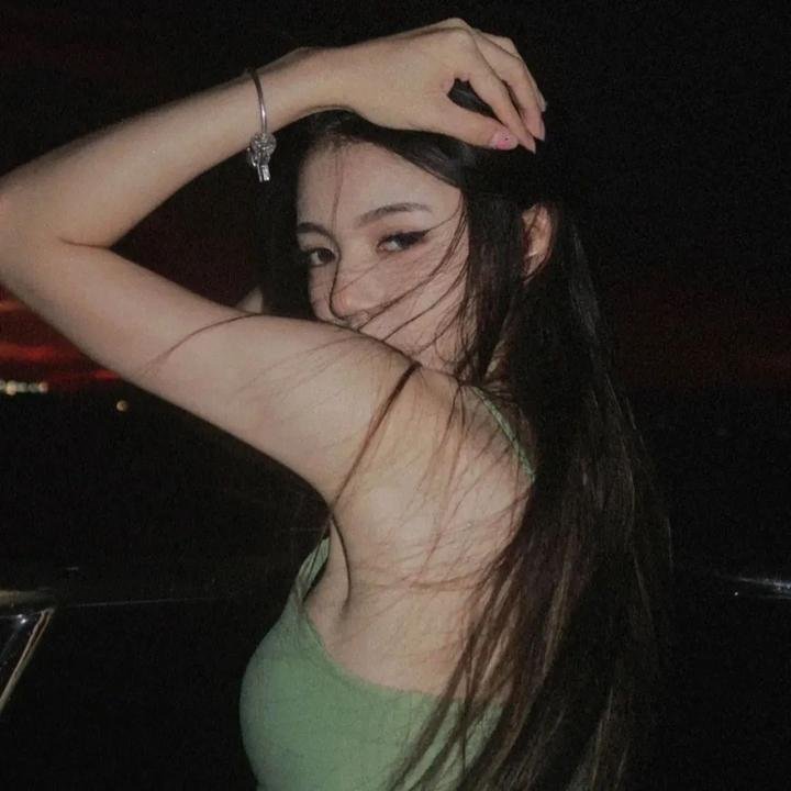 此刻姬情